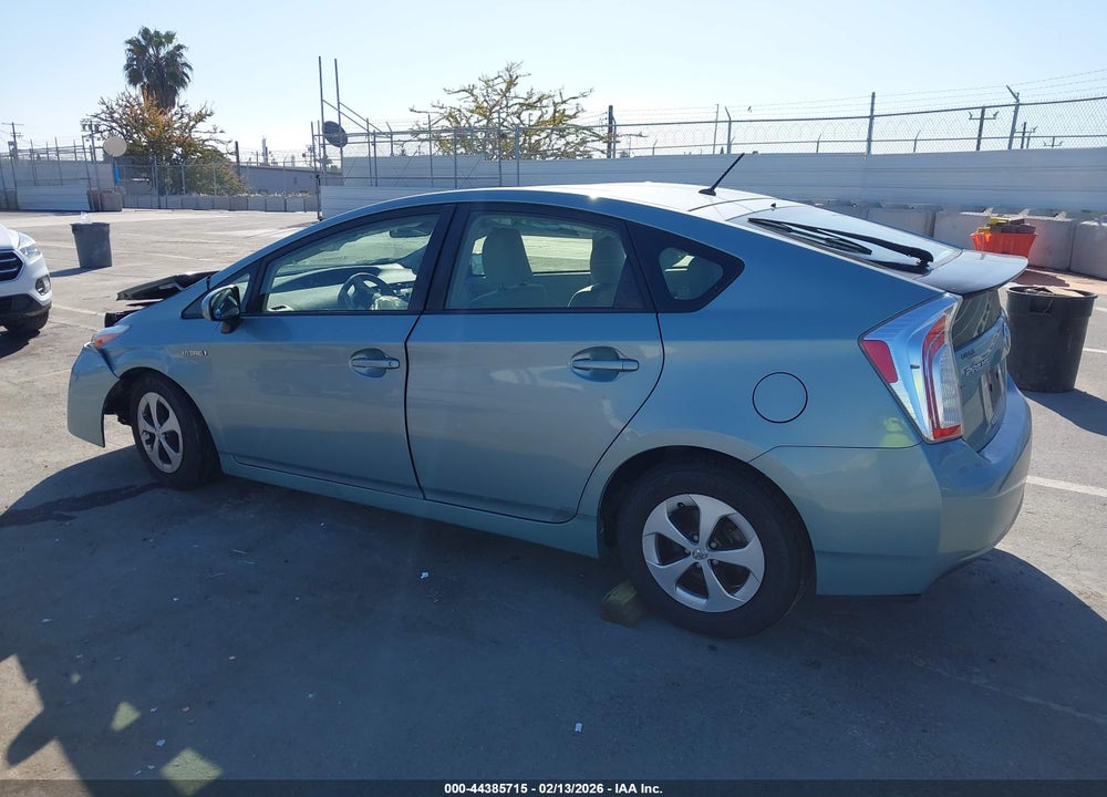 2015 TOYOTA PRIUS TWO VIN: JTDKN3DU5F1894752