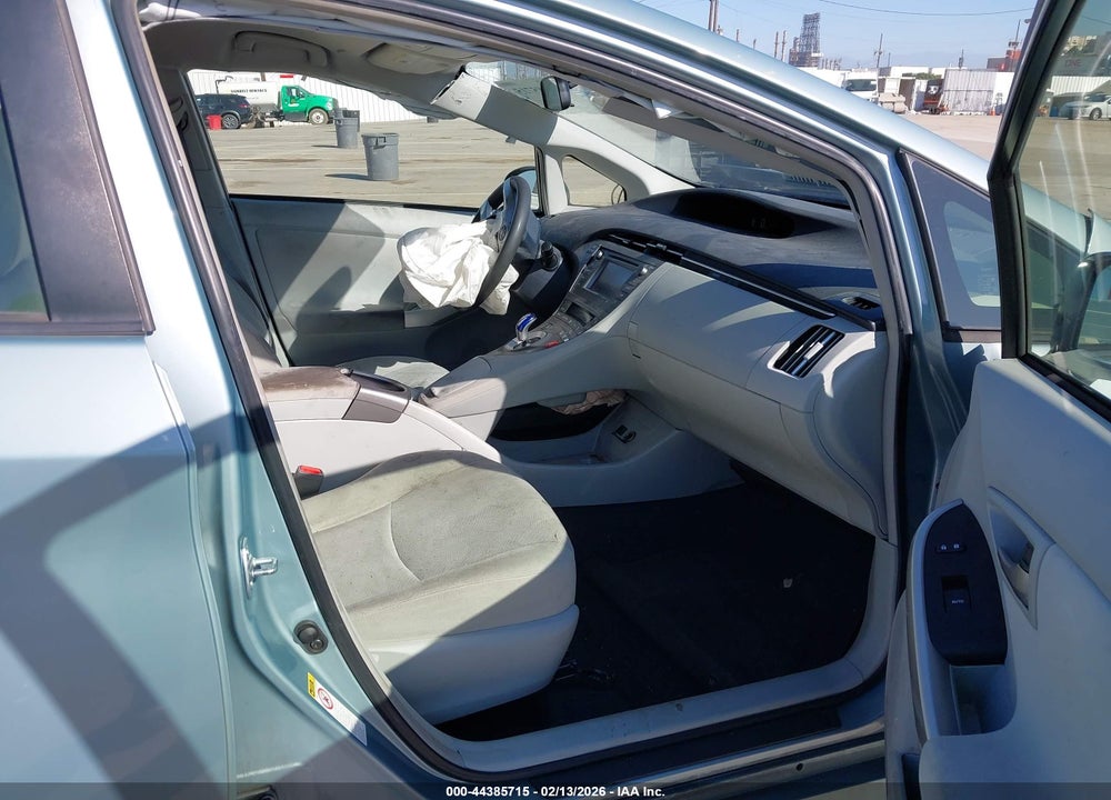 2015 TOYOTA PRIUS TWO VIN: JTDKN3DU5F1894752