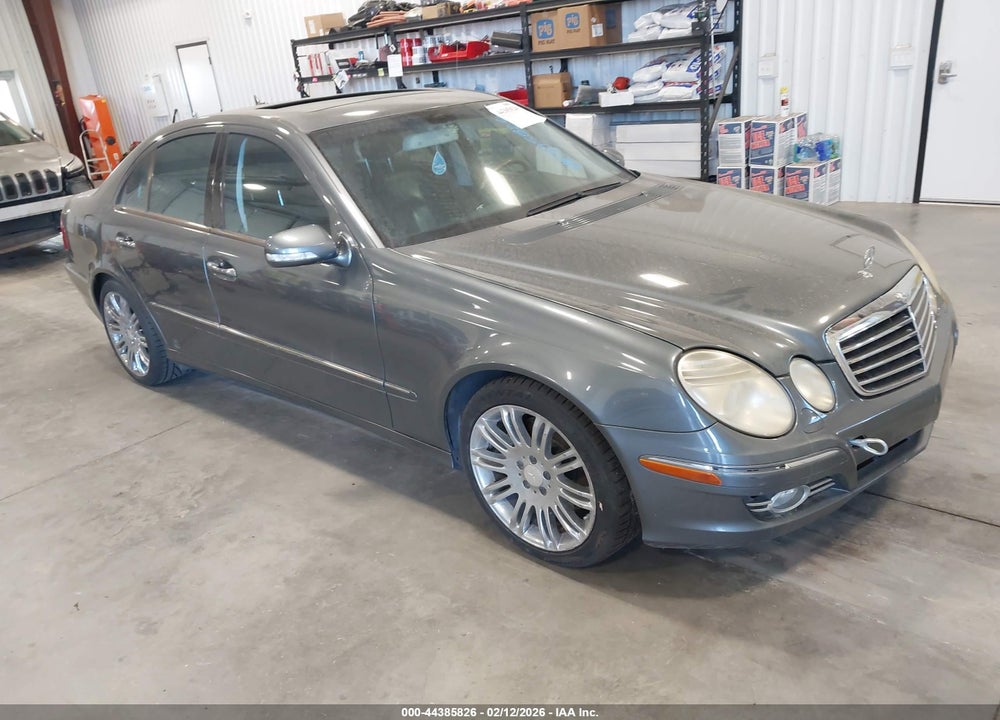 2008 MERCEDES-BENZ E 550 VIN: WDBUF72X18B208549