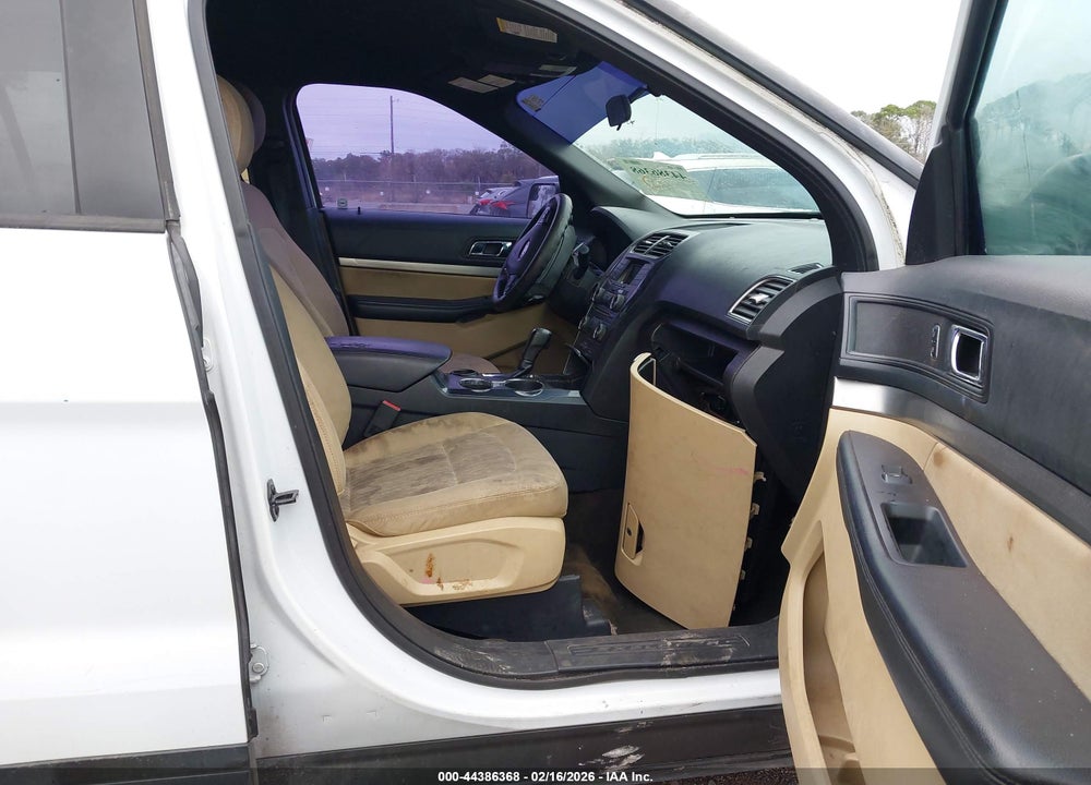 2016 FORD EXPLORER VIN: 1FM5K7BH0GGC11076