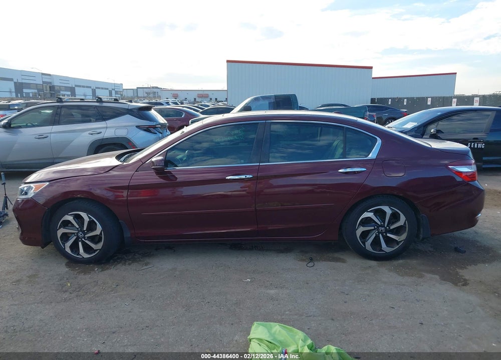 2017 HONDA ACCORD EX-L VIN: 1HGCR2F83HA120443