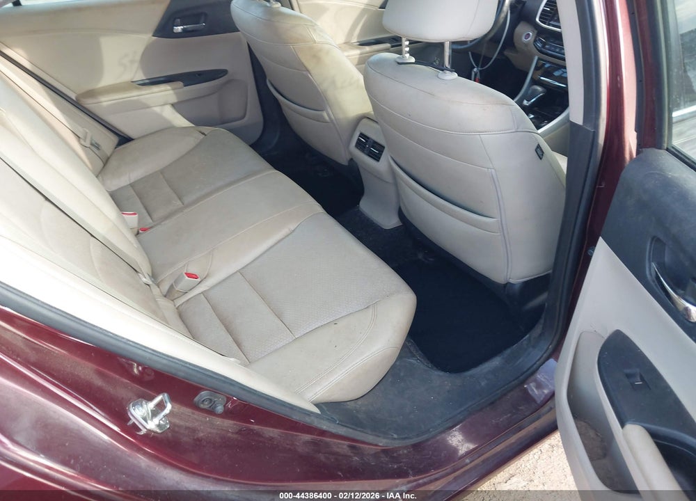 2017 HONDA ACCORD EX-L VIN: 1HGCR2F83HA120443