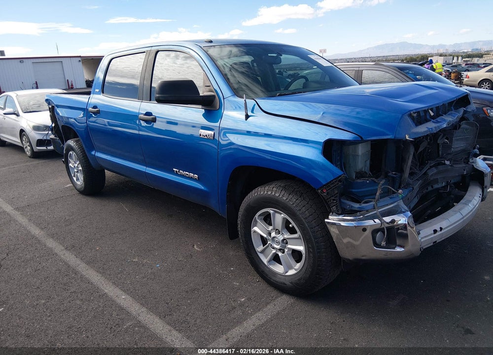 2016 TOYOTA TUNDRA SR5 5.7L V8 VIN: 5TFEW5F17GX211523