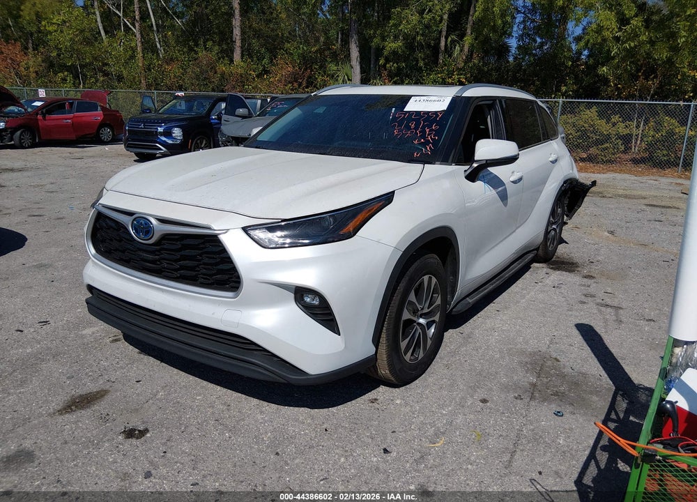 2022 TOYOTA HIGHLANDER HYBRID XLE VIN: 5TDGARAH0NS512558