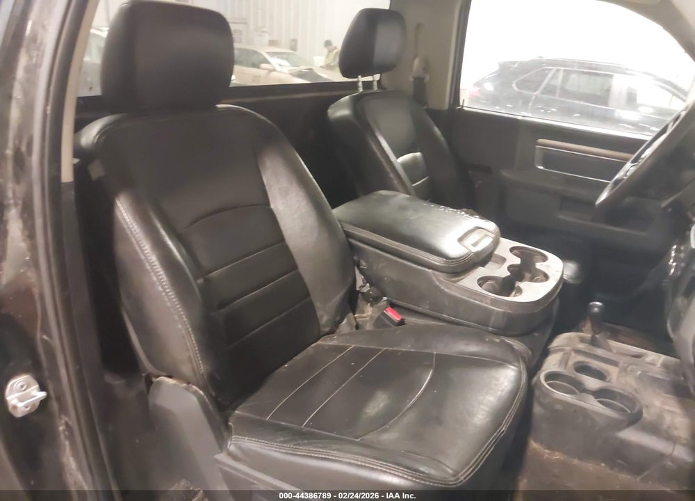 2016 RAM 3500 TRADESMAN VIN: 3C63R3AJ8GG272840