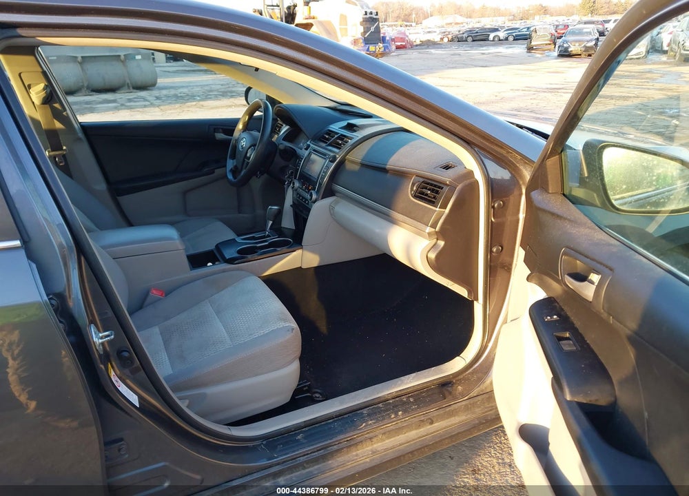 2014 TOYOTA CAMRY L VIN: 4T1BF1FK3EU804746