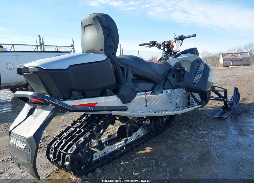 2022 SKI-DOO GRAND TOURING SE VIN: 2BPSEANA0NV000277