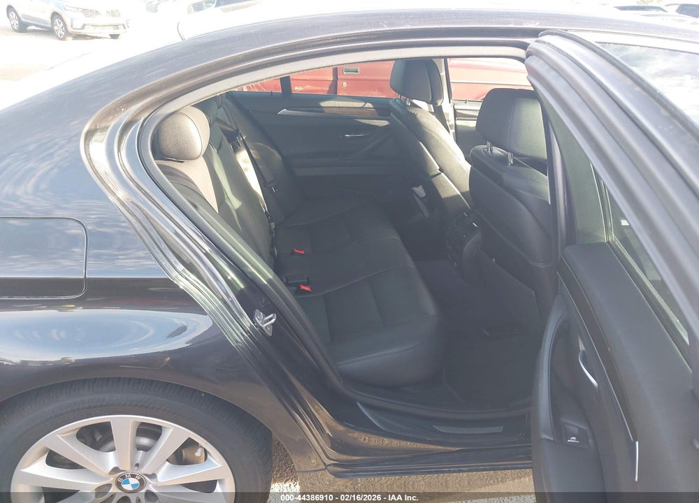 2016 BMW 535I XDRIVE VIN: WBA5B3C53GG258844