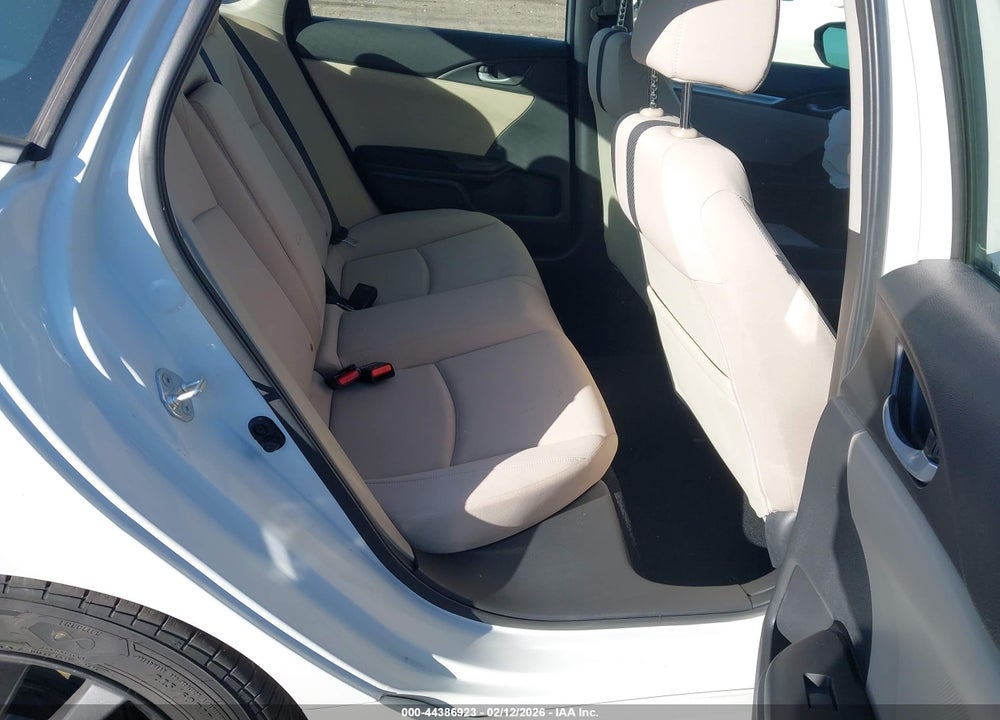 2019 HONDA CIVIC EX VIN: JHMFC1F35KX000884