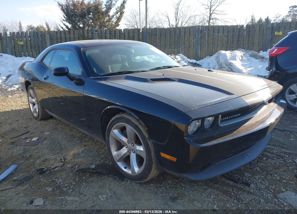 2013 DODGE CHALLENGER SXT VIN: 2C3CDYAG2DH631303