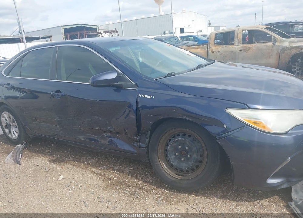 2015 TOYOTA CAMRY HYBRID LE VIN: 4T1BD1FK3FU153884