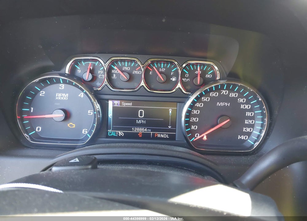 2018 CHEVROLET TAHOE LS VIN: 1GNSCAKC5JR384133