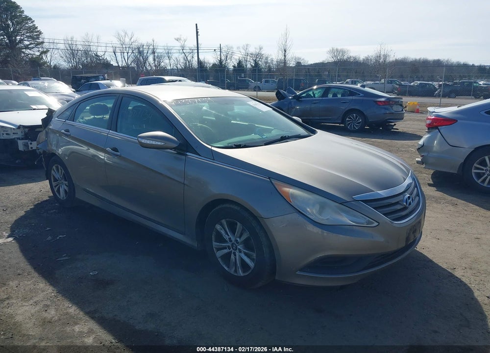 2014 HYUNDAI SONATA GLS VIN: 5NPEB4AC2EH850660