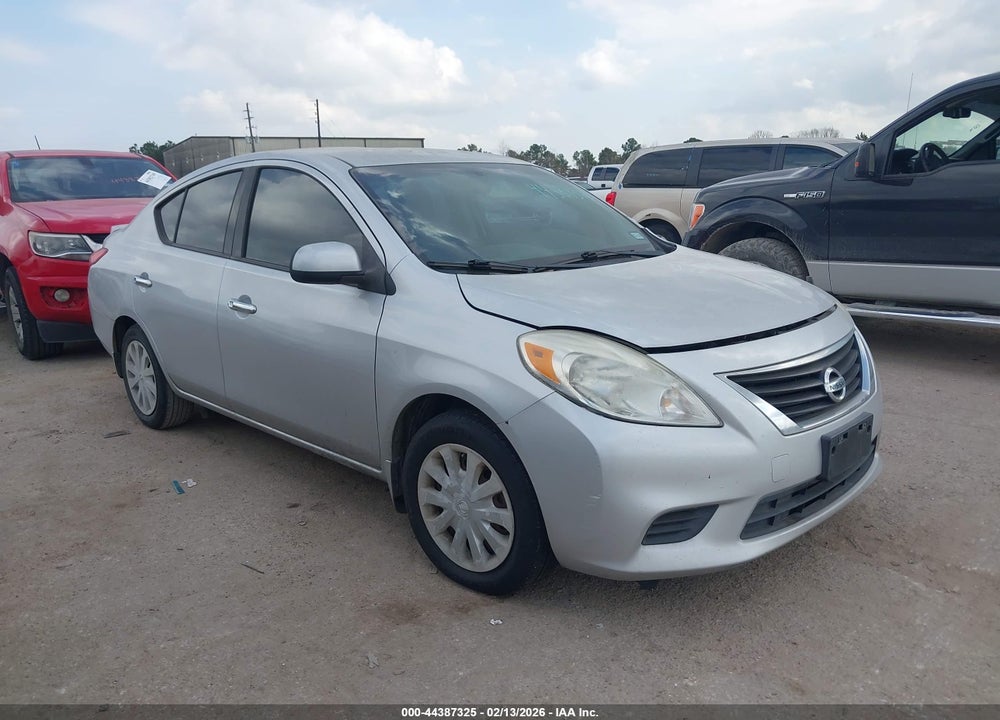 2014 NISSAN VERSA 1.6 SV VIN: 3N1CN7AP8EL808239