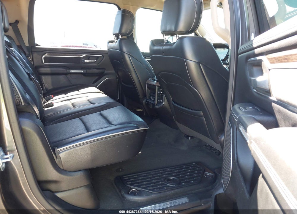 2020 RAM 1500 LAIE  4X4 5'7 BOX VIN: 1C6SRFJT8LN265998
