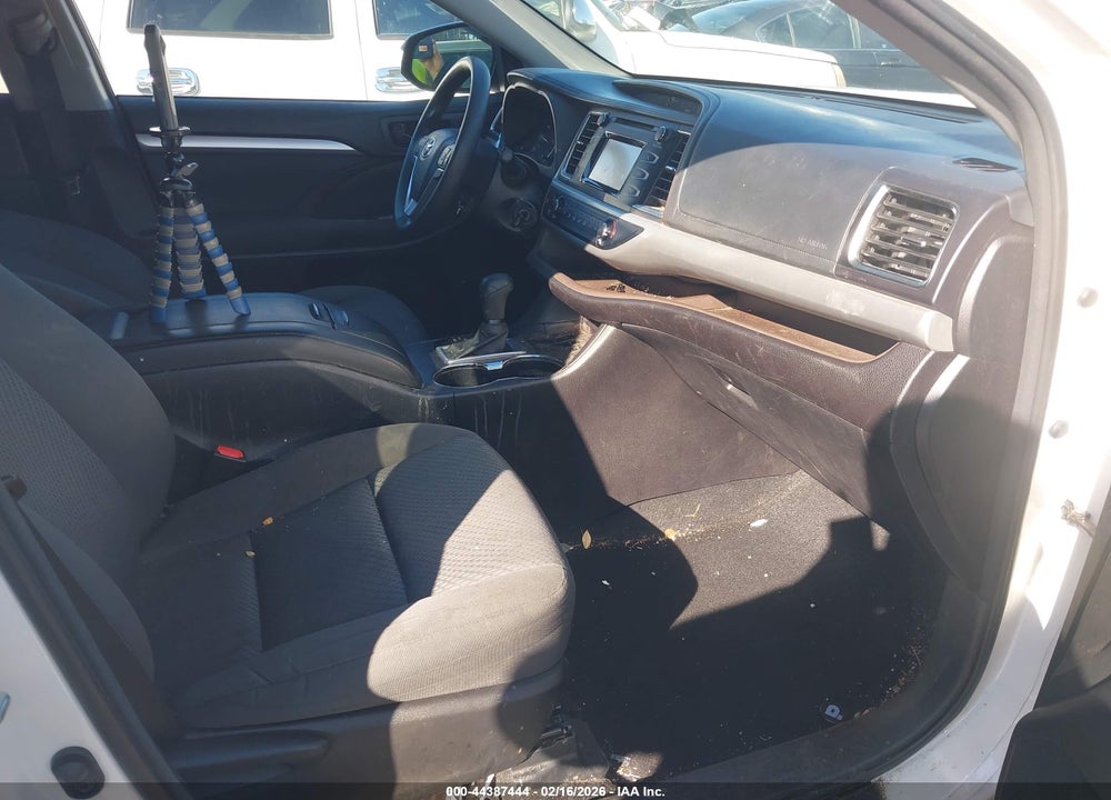 2016 TOYOTA HIGHLANDER LE V6 VIN: 5TDZKRFH0GS128085