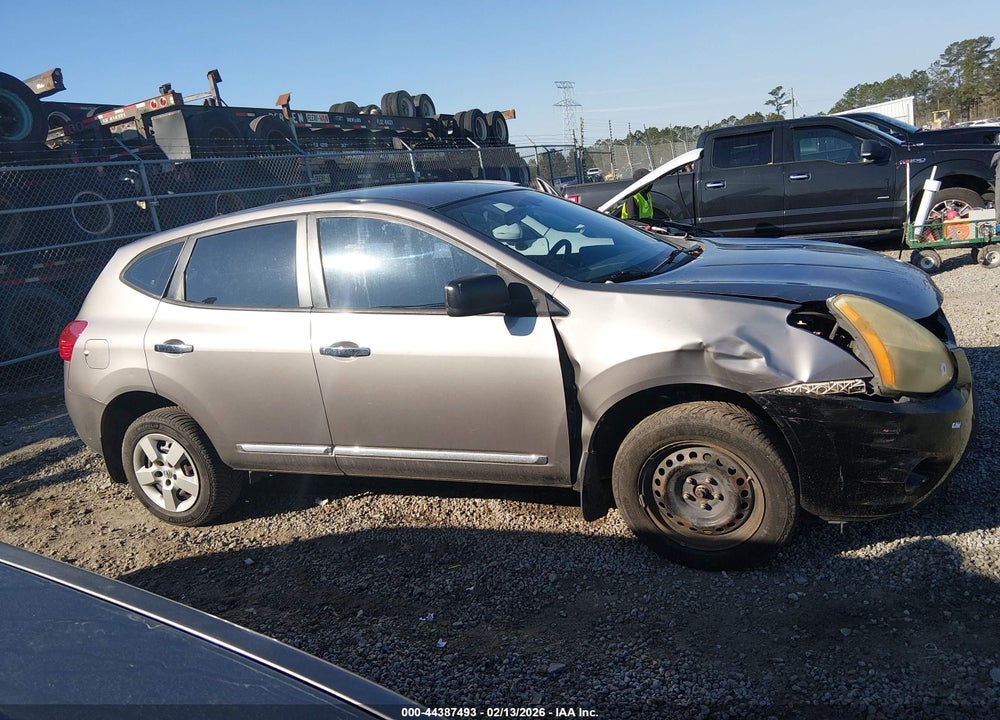 2014 NISSAN ROGUE SELECT S VIN: JN8AS5MT0EW601045