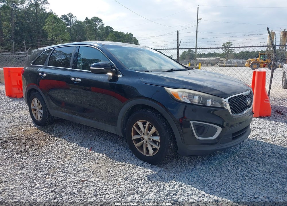 2018 KIA SORENTO 2.4L L VIN: 5XYPG4A37JG396532