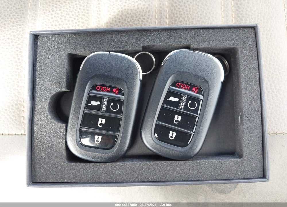 2024 HONDA CR-V HYBRID SPORT TOURING VIN: 7FARS6H94RE061538