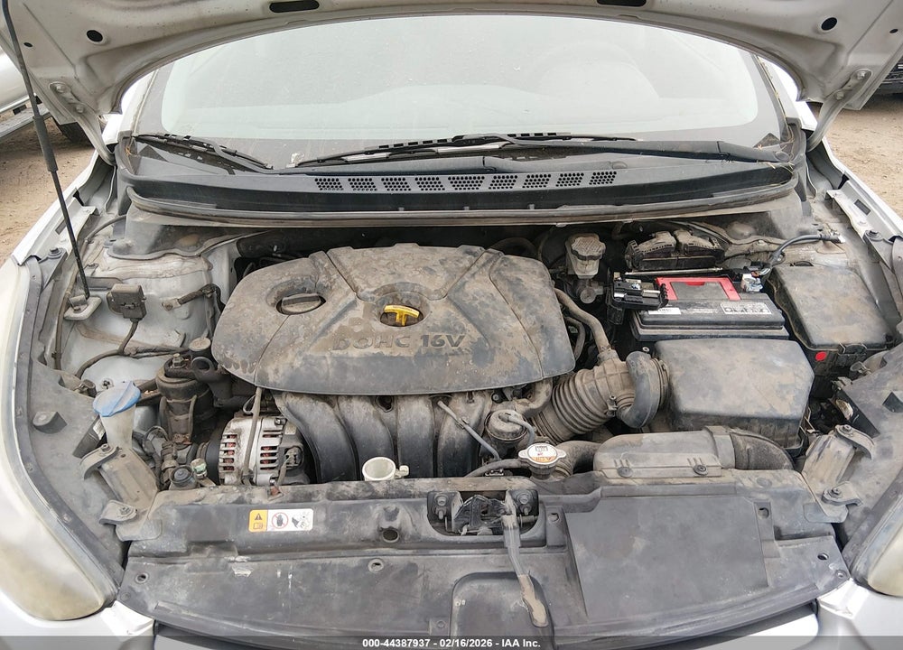 2015 HYUNDAI ELANTRA SE VIN: 5NPDH4AE3FH594252