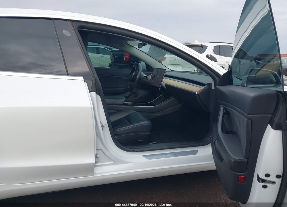 2019 TESLA MODEL 3 LONG RANGE/PERFORMANCE VIN: 5YJ3E1EB9KF434128