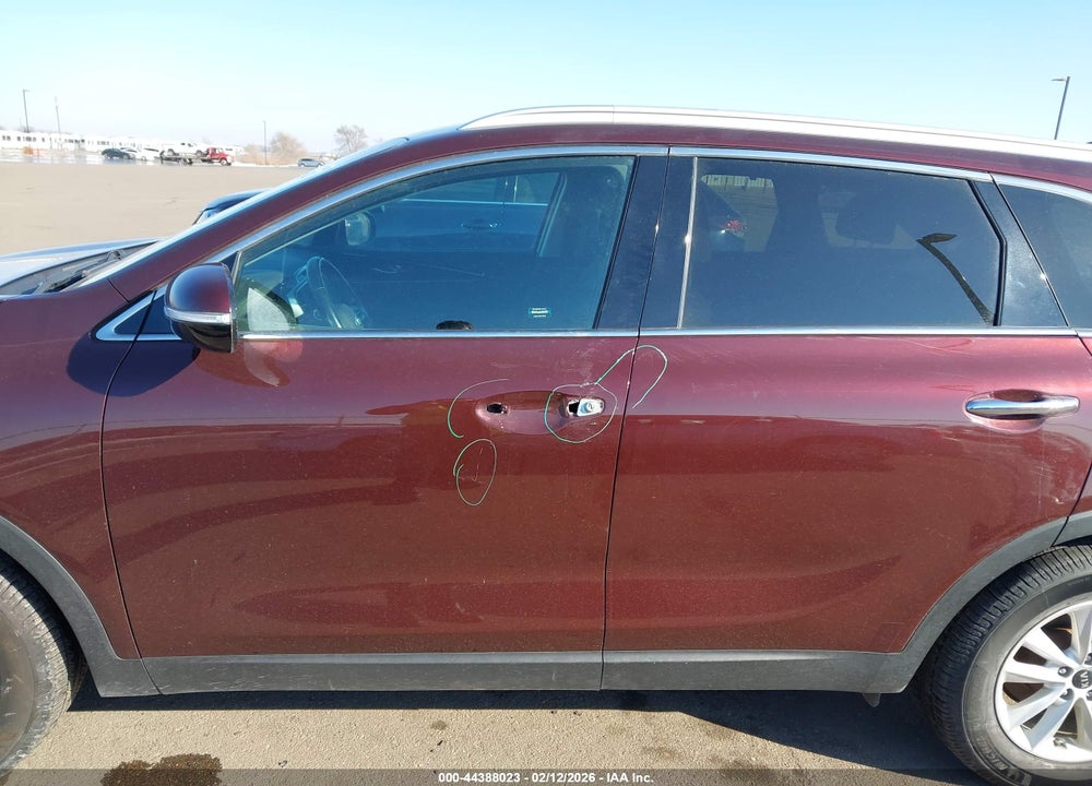 2019 KIA SORENTO 2.4L LX VIN: 5XYPGDA32KG433438