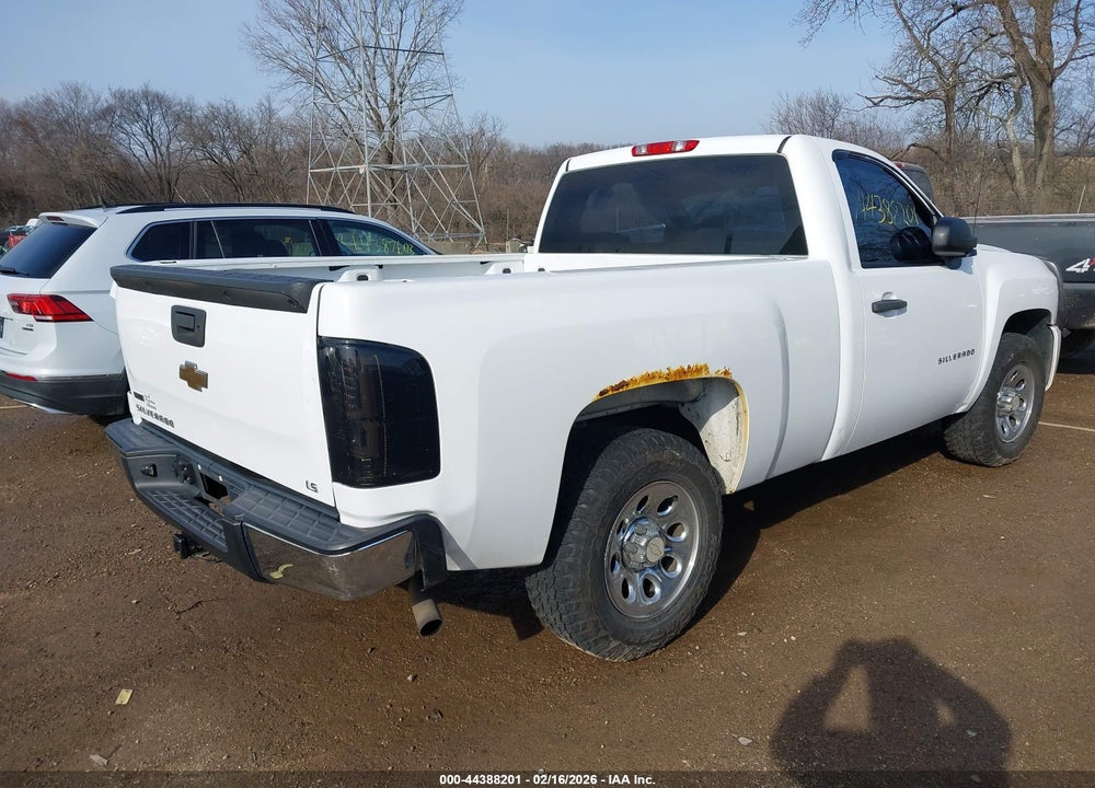 2011 CHEVROLET SILVERADO 1500 WORK TRUCK VIN: 1GCNCPEA3BZ325828