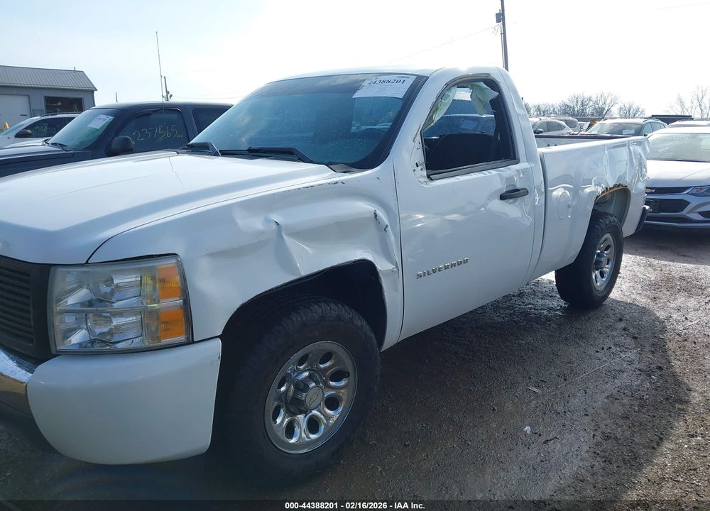2011 CHEVROLET SILVERADO 1500 WORK TRUCK VIN: 1GCNCPEA3BZ325828