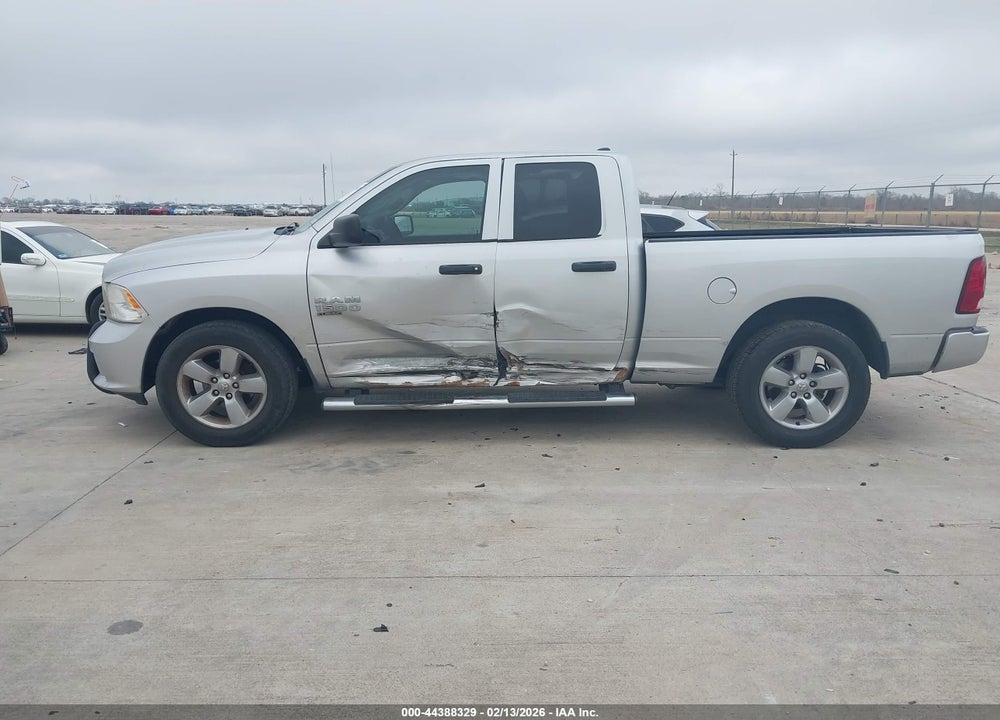 2019 RAM 1500 CLASSIC TRADESMAN VIN: 1C6RR6FG4KS555360