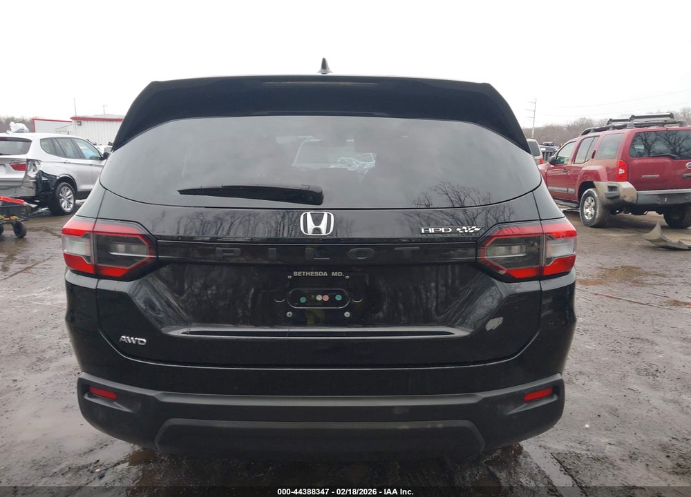 2023 HONDA PILOT AWD LX VIN: 5FNYG1H24PB021858