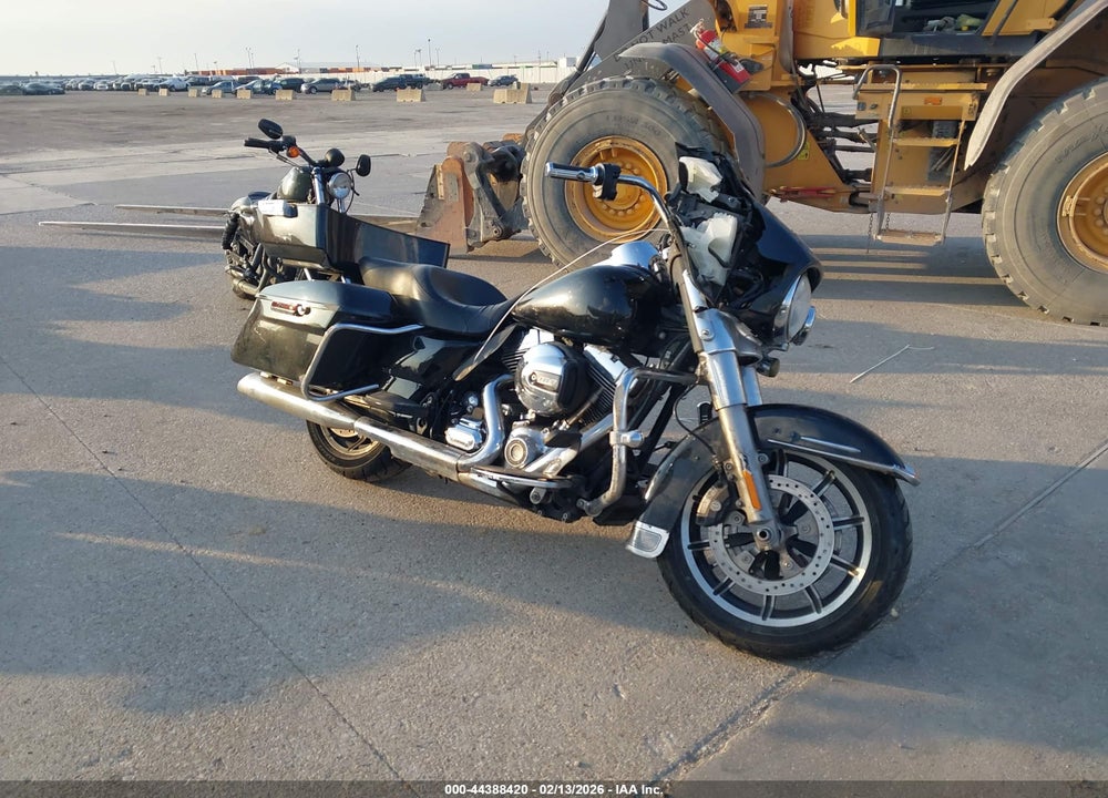 2014 HARLEY-DAVIDSON FLHTP POLICE ELECTRA GLIDE VIN: 1HD1FMM1XEB614044