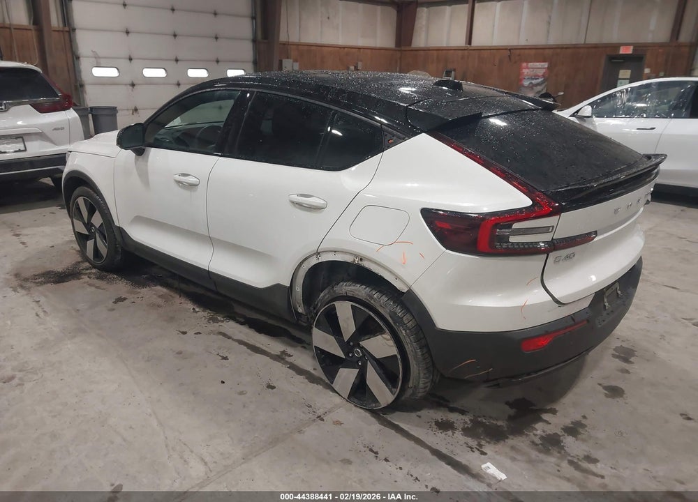 2022 VOLVO C40 RECHARGE PURE ELECTRIC P8 ULTIMATE VIN: YV4ED3GB7N2009435