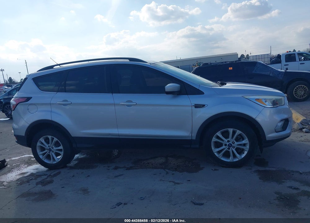 2018 FORD ESCAPE SE VIN: 1FMCU9GD7JUB42687
