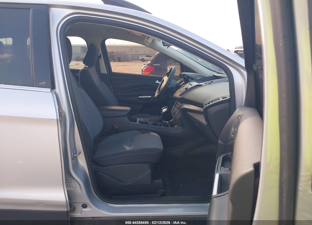 2018 FORD ESCAPE SE VIN: 1FMCU9GD7JUB42687