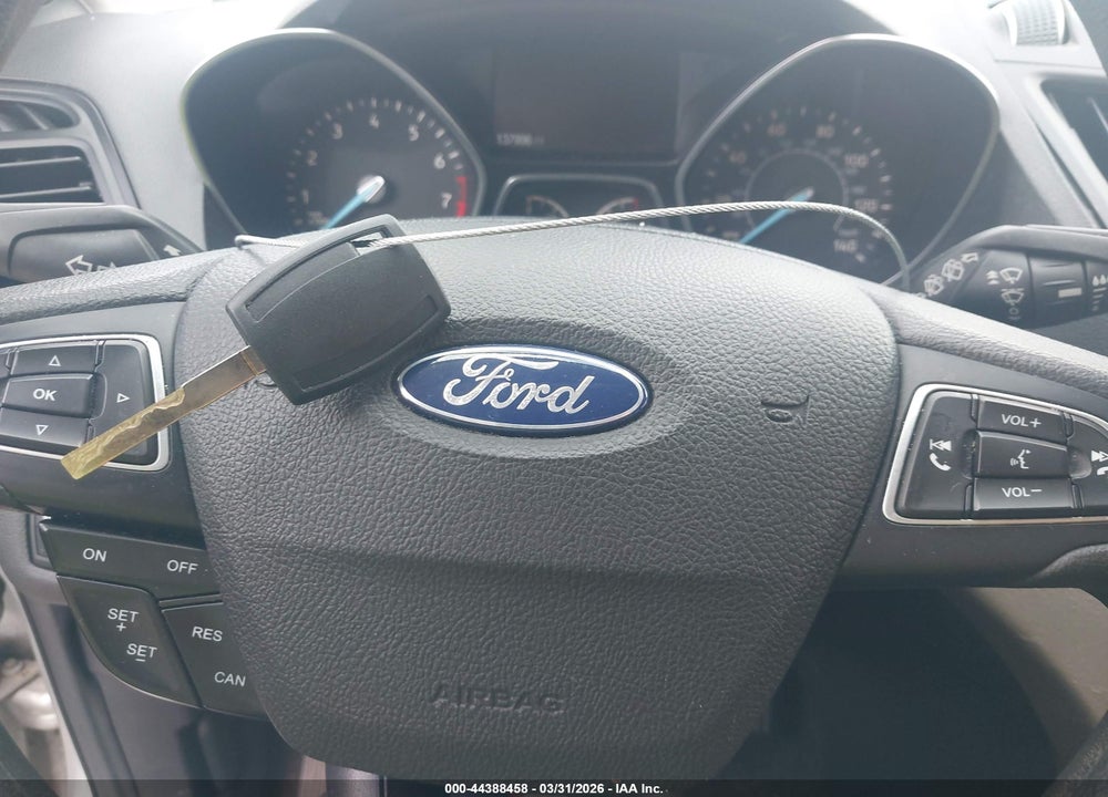 2018 FORD ESCAPE SE VIN: 1FMCU9GD7JUB42687