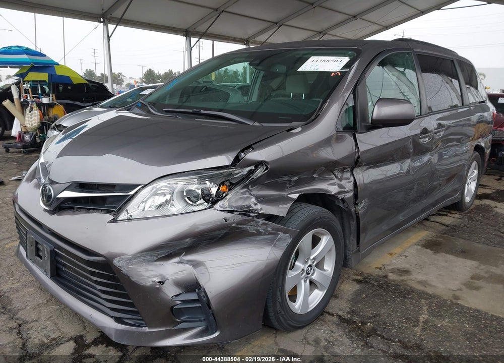 2019 TOYOTA SIENNA LE 8 PASSENGER VIN: 5TDKZ3DC5KS966574