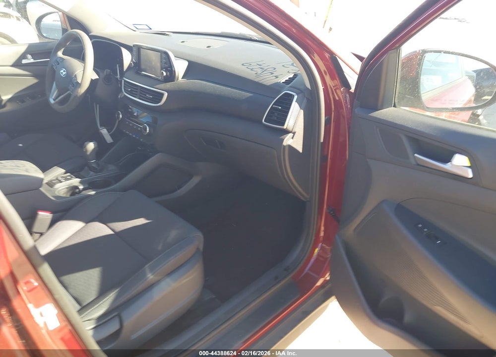 2020 HYUNDAI TUCSON VALUE VIN: KM8J33A47LU259527