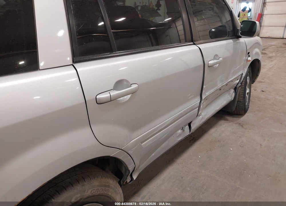 2008 HONDA PILOT EX VIN: 5FNYF18468B022967
