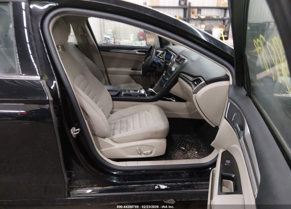 2017 FORD FUSION SE VIN: 3FA6P0H72HR153603