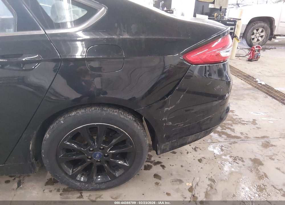 2017 FORD FUSION SE VIN: 3FA6P0H72HR153603