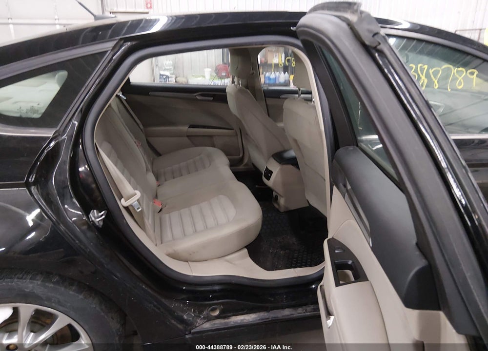 2017 FORD FUSION SE VIN: 3FA6P0H72HR153603