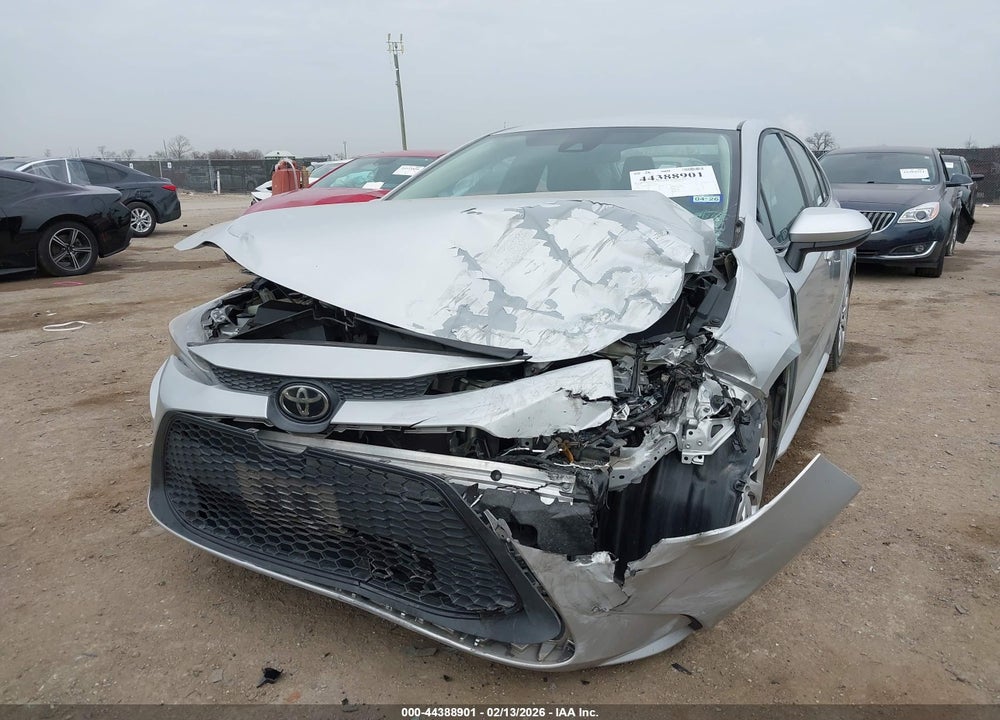 2020 TOYOTA COROLLA LE VIN: 5YFEPRAE8LP126424