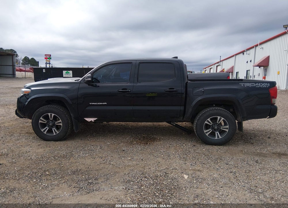 2017 TOYOTA TACOMA TRD SPORT VIN: 5TFCZ5AN2HX106673