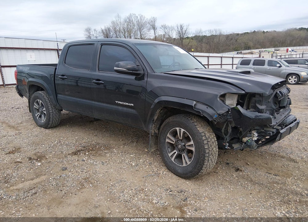 2017 TOYOTA TACOMA TRD SPORT VIN: 5TFCZ5AN2HX106673