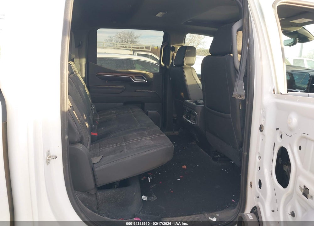 2024 CHEVROLET SILVERADO 1500 4WD  STANDARD BED HIGH COUNTRY VIN: 1GCUDJE8XRZ235864