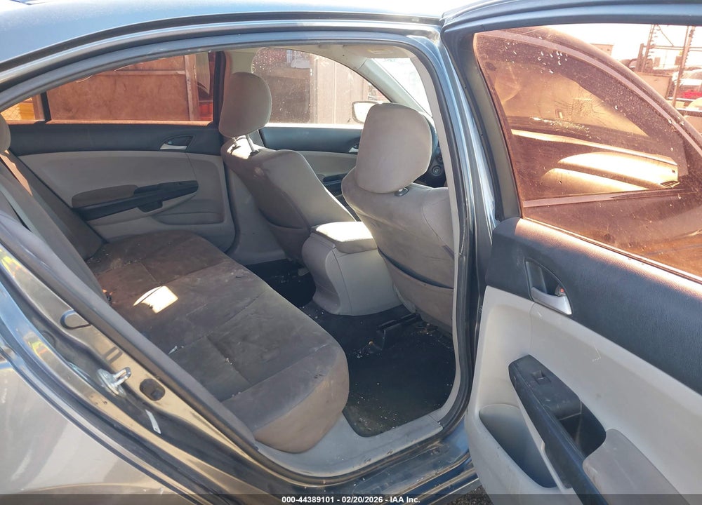 2012 HONDA ACCORD 2.4 LX-P VIN: 1HGCP2F44CA209353