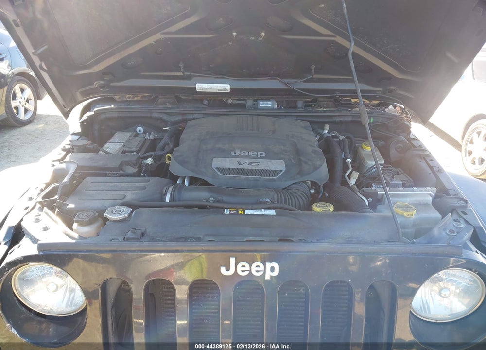 2015 JEEP WRANGLER UNLIMITED SPORT VIN: 1C4HJWDG5FL764735