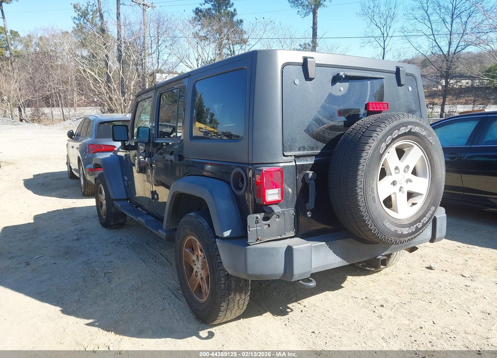 2015 JEEP WRANGLER UNLIMITED SPORT VIN: 1C4HJWDG5FL764735