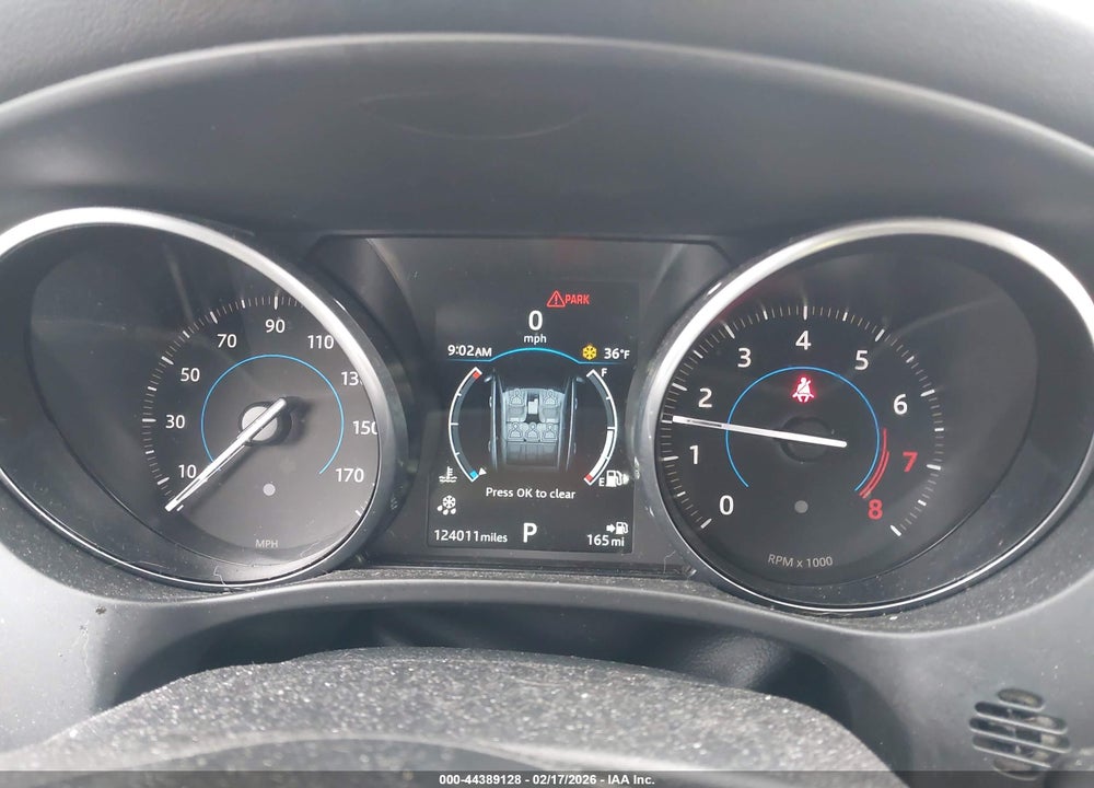2018 JAGUAR F-PACE 25T PREMIUM VIN: SADCJ2FX4JA272271