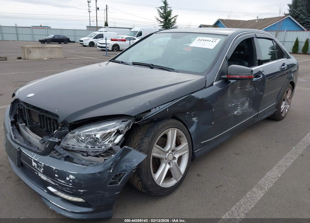 2011 MERCEDES-BENZ C 300 SPORT 4MATIC VIN: WDDGF8BB3BR134550